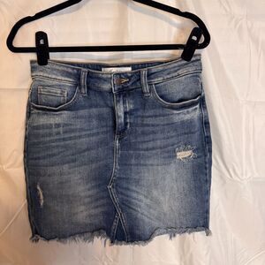 KanCan Signature Med. Denim Skirt SZ M‎